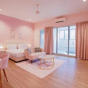 Pink Hostal